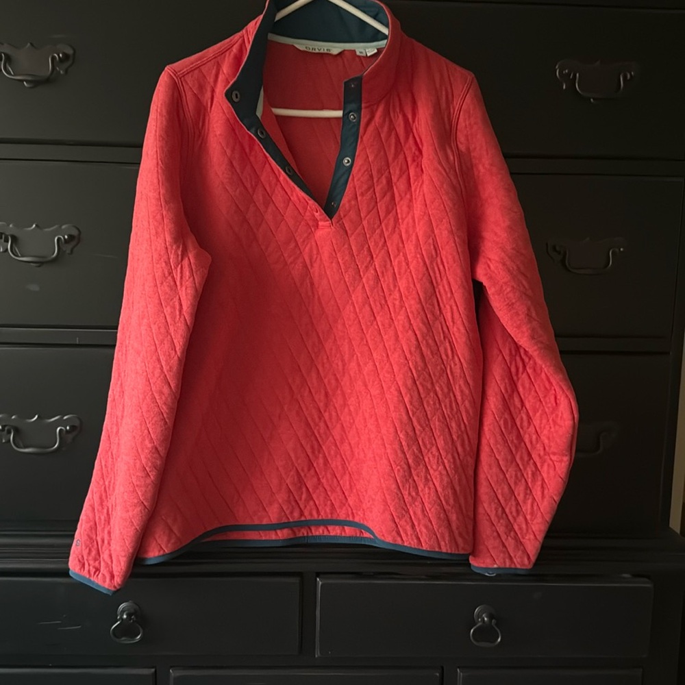 Or is medium orange with blue trim